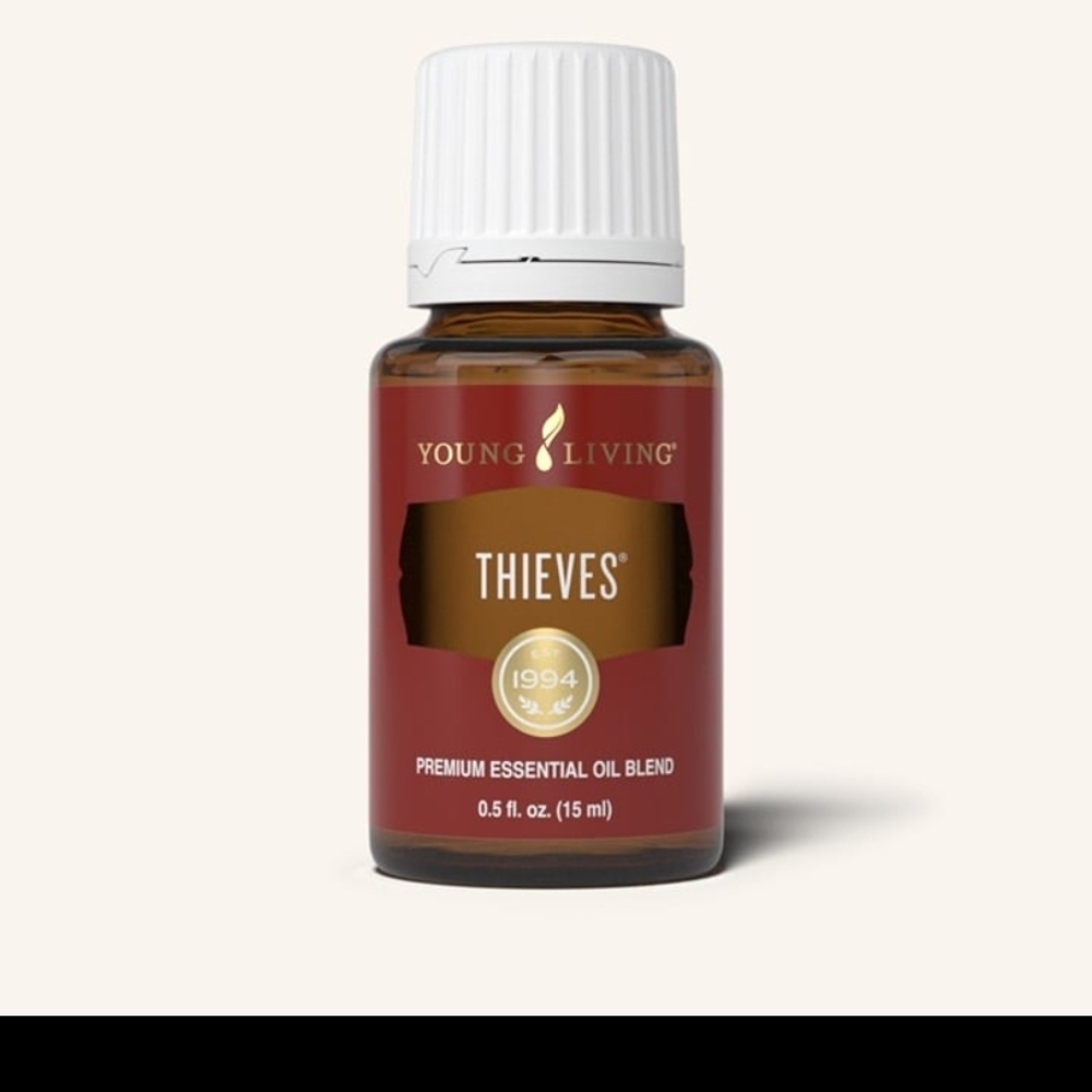 Young Living Thieves 0.5 ml Oil